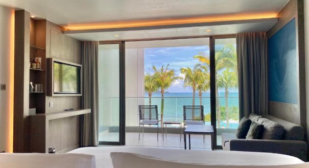 اتاق رو به دریا